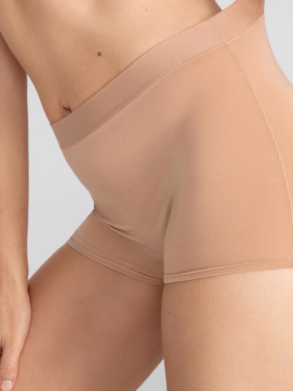 Honeylove High-Waist Seamless Boyshorts in Nude